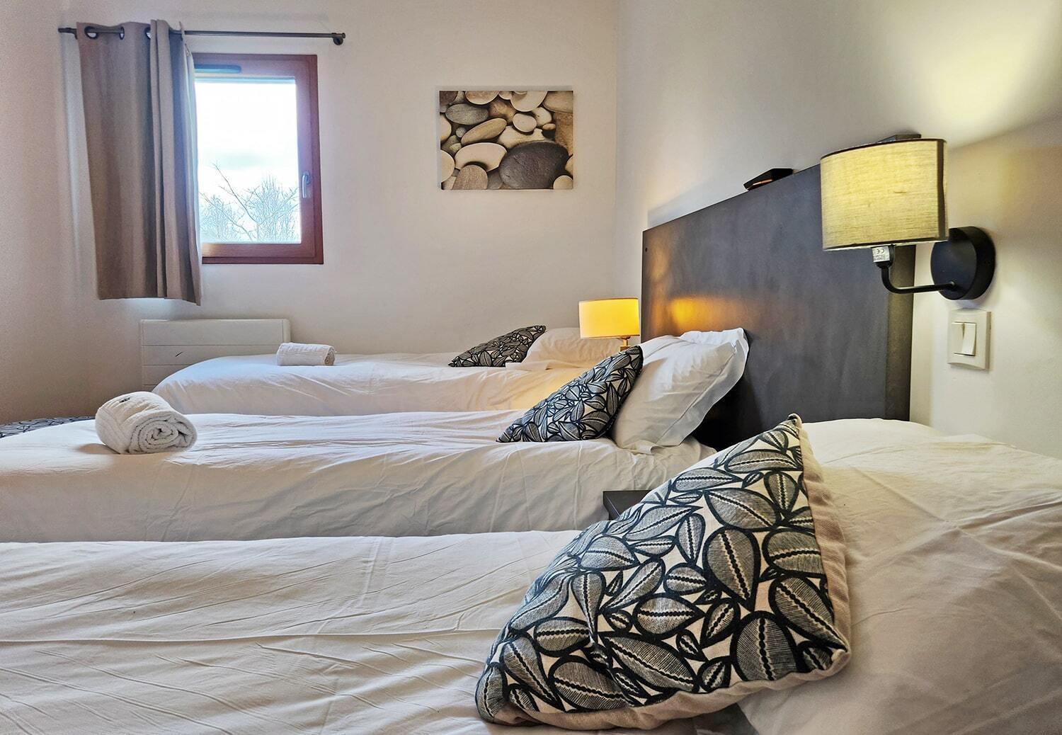 Gites & Tiny Houses Les Hauts De Toulvern Baden Room photo